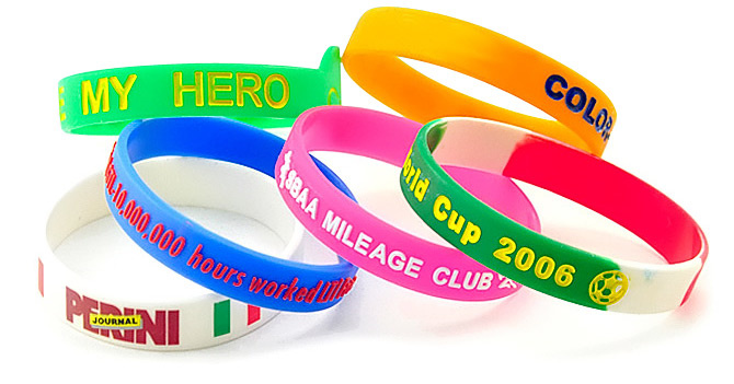 custom-silicone-wristbands-signature-pins custom-silicone-wristbands-signature-pins